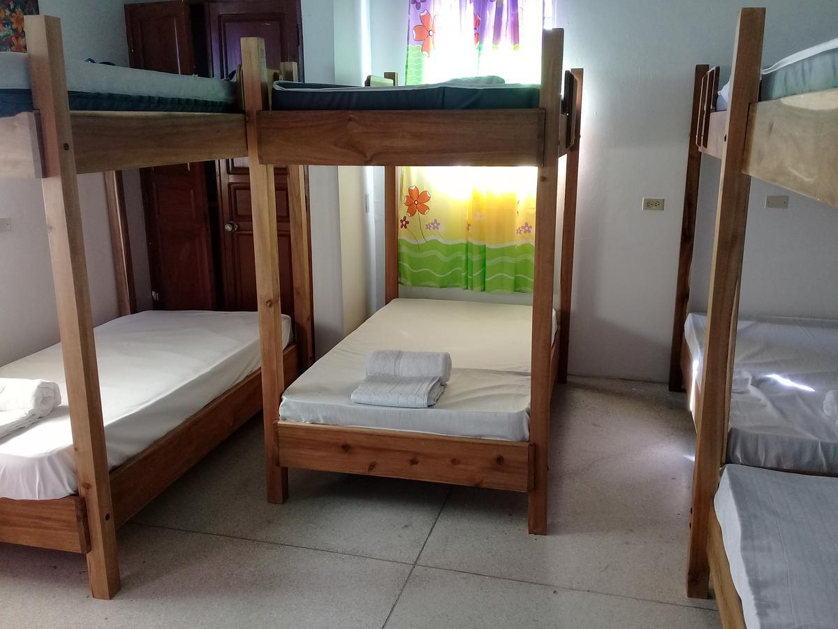 Hostel Quintonido Харабакоа Екстериор снимка